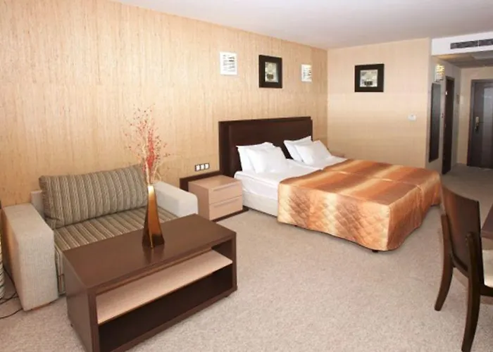 Готель Marieta Palace