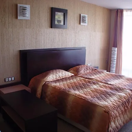 Готель Marieta Palace Несебир